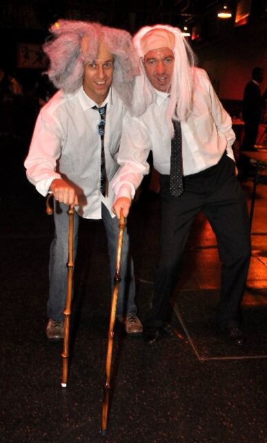 min 2008 11 08 fous swing 480